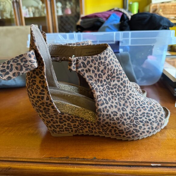 Womens Boutique by Corkys Sunburst Platform Comfort Wedges Leopard Print Size 9 - Picture 4 of 5